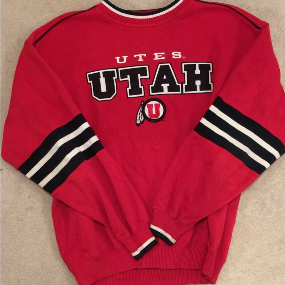oversized red, vintage, ohio crewneck!